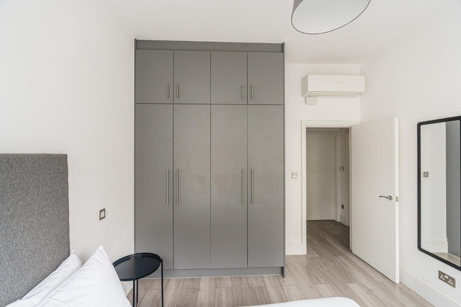 The Apartments Kensington High Street London Luaran gambar