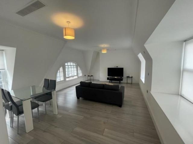 The Apartments Kensington High Street London Luaran gambar